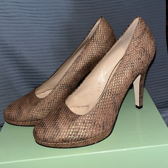 NWOT Julie Lopez pink and gold high-heeled stiletto pumps size 8.5 - Picture 1 of 7
